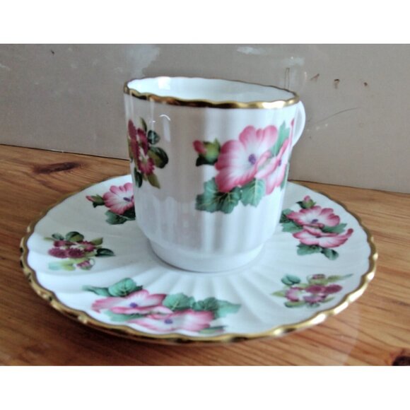 Vintage Spode England  Demitasse Teacup and Saucer - for the Danbury Mint - Picture 5 of 9